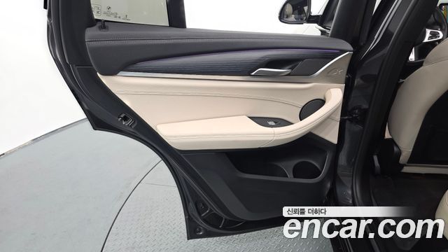 BMW iX3 2024 — photo 15