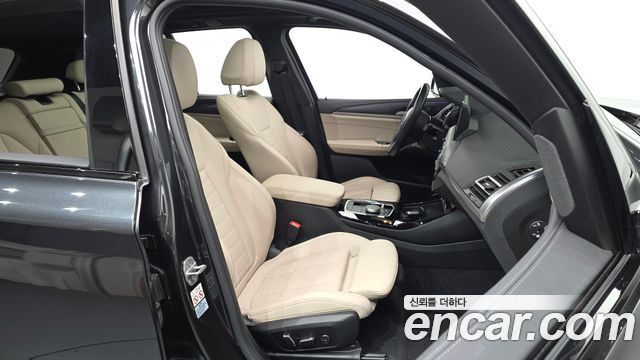 BMW iX3 2024 — photo 16