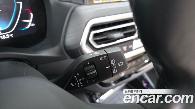 BMW iX3 2024 — photo 28