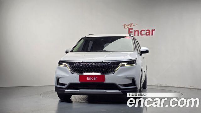 Kia Canival 2023 — photo 3
