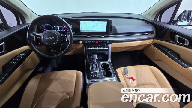 Kia Canival 2023 — photo 10
