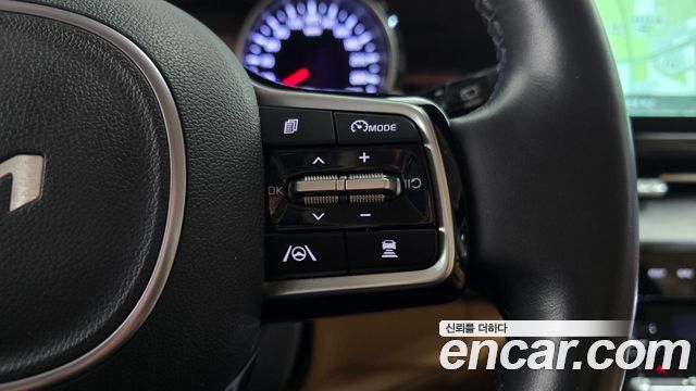 Kia Canival 2023 — photo 21