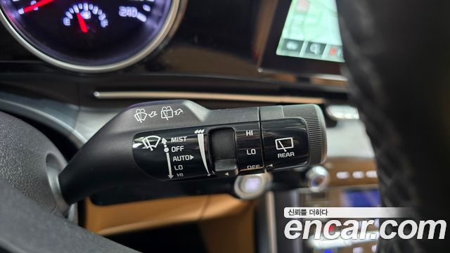 Kia Canival 2023 — photo 25