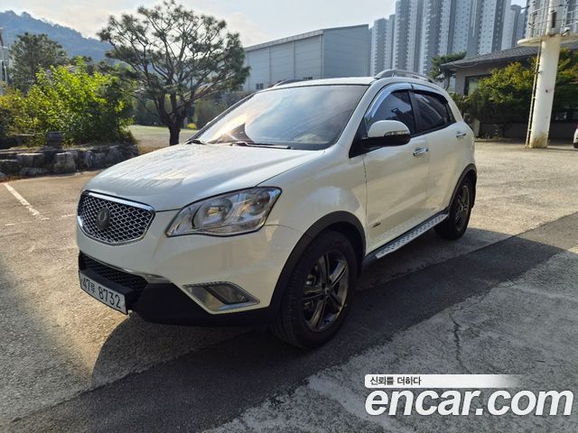 KG Mobility KORANDO 2012 — photo 1