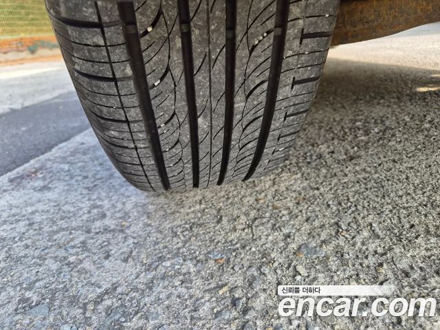 KG Mobility KORANDO 2012 — photo 10