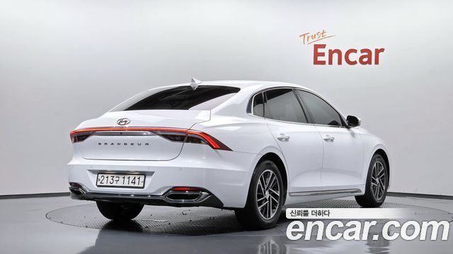 Hyundai Grandeur 2023 — photo 2