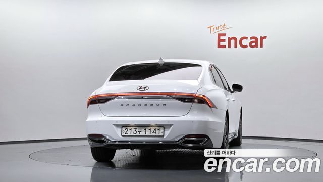 Hyundai Grandeur 2023 — photo 4