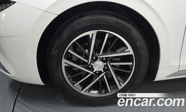 Hyundai Grandeur 2023 — photo 5