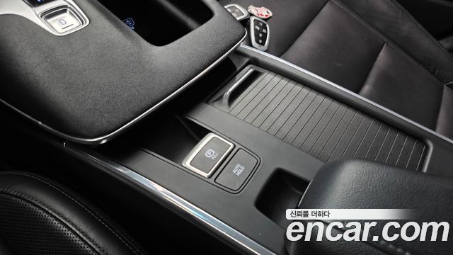 Hyundai Grandeur 2023 — photo 25
