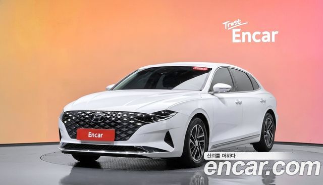 Hyundai Grandeur 2023 — photo 1