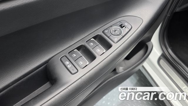 Hyundai Grandeur 2023 — photo 28