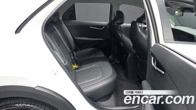 Kia Niro 2023 — photo 17
