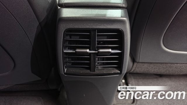 Kia Niro 2023 — photo 23