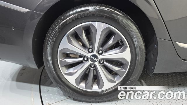Kia K8 2022 — photo 5