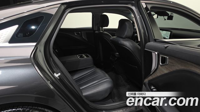 Kia K8 2022 — photo 11