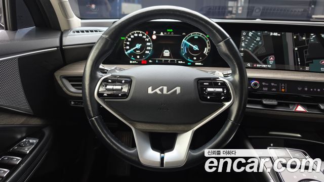 Kia K8 2022 — photo 13
