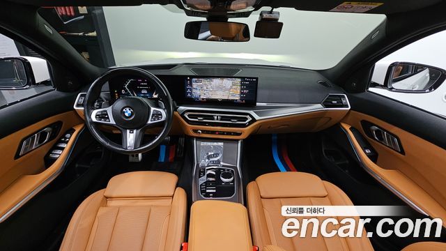 BMW 3-Series 2023 — photo 10