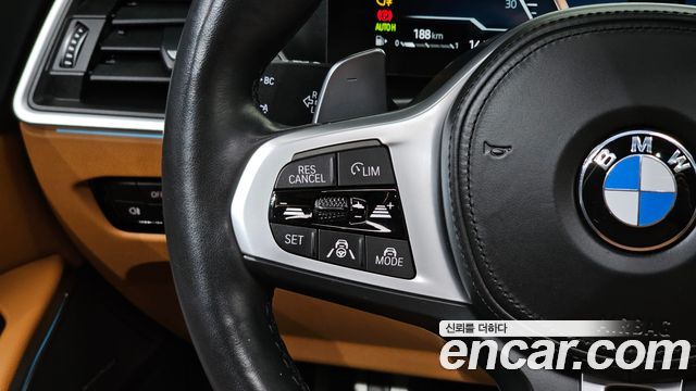 BMW 3-Series 2023 — photo 22