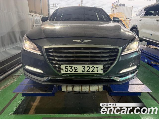 Genesis G80 2017 — photo 1