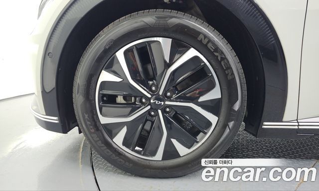 Kia EV6 2022 — photo 5