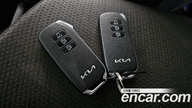 Kia EV6 2022 — photo 17