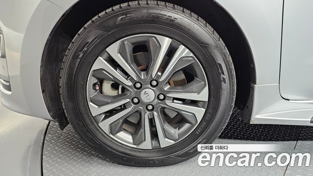 Kia Canival 2020 — photo 5