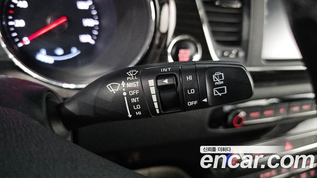 Kia Canival 2020 — photo 23