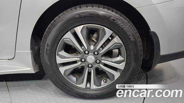 Kia Canival 2020 — photo 7