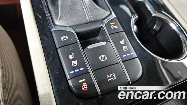 Kia Canival 2020 — photo 29