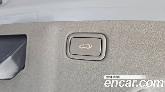 Kia Canival 2020 — photo 31