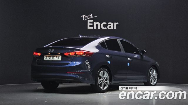 Hyundai AVANTE 2017 — photo 2