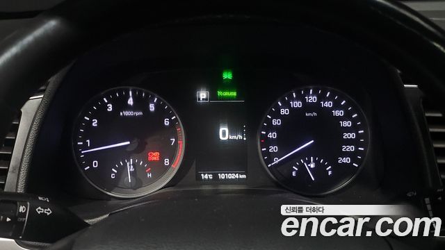 Hyundai AVANTE 2017 — photo 8