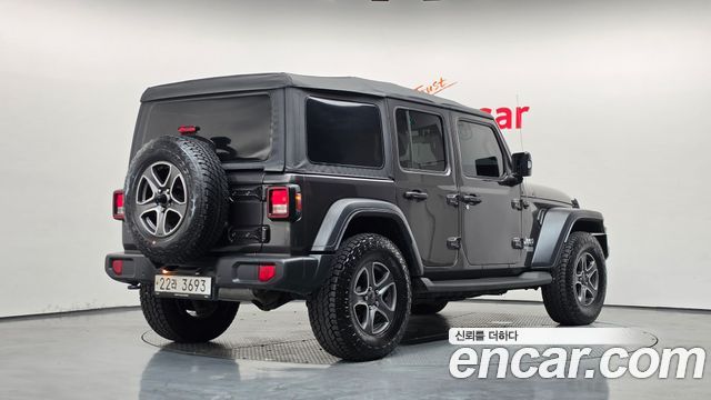 Jeep Wrangler 2018 — photo 2