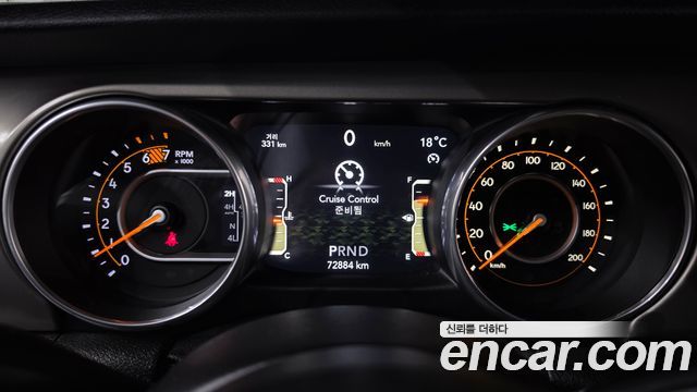 Jeep Wrangler 2018 — photo 11