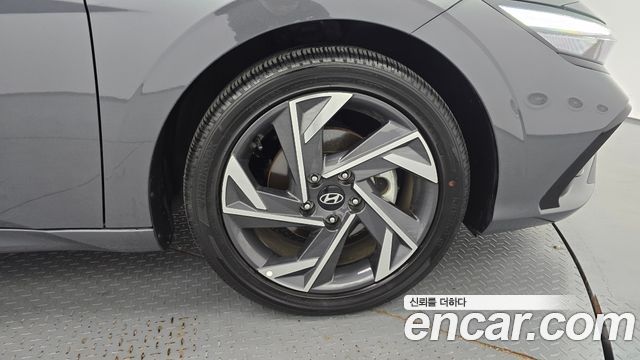 Hyundai AVANTE 2024 — photo 7