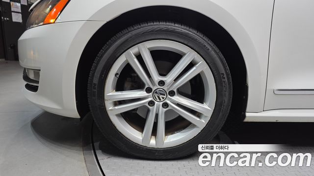 Volkswagen Passat 2014 — photo 5