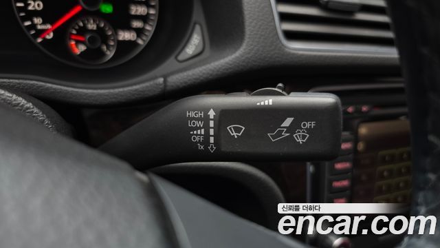 Volkswagen Passat 2014 — photo 18