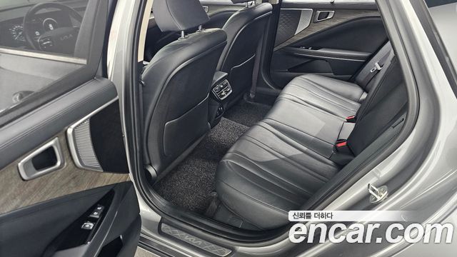 Kia K8 2023 — photo 17