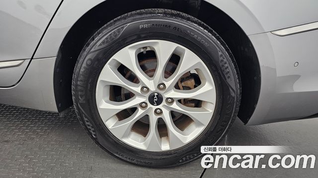 Kia K8 2023 — photo 7