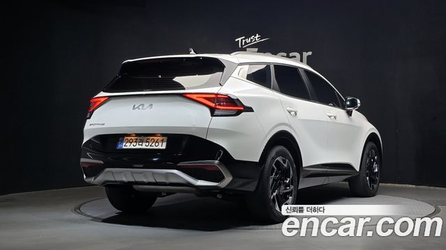 Kia Sportage 2023 — photo 2
