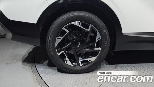 Kia Sportage 2023 — photo 5