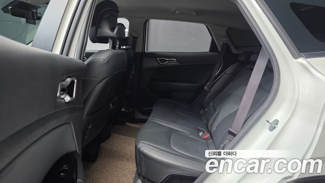 Kia Sportage 2023 — photo 18
