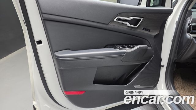 Kia Sportage 2023 — photo 14