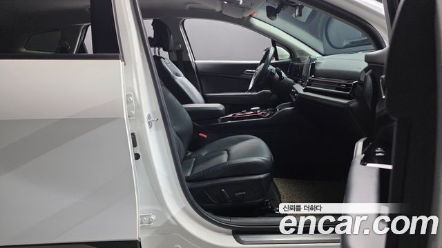 Kia Sportage 2023 — photo 16