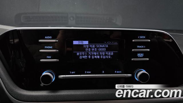 Hyundai Sonata 2022 — photo 17