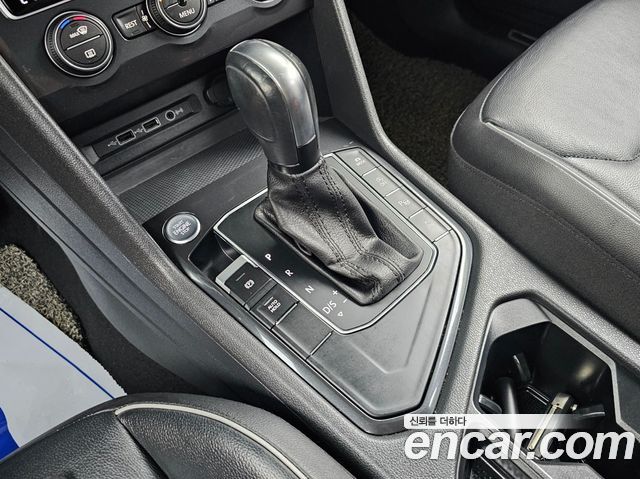 Volkswagen Tiguan 2020 — photo 9