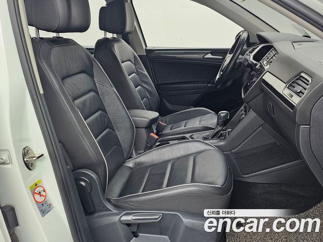 Volkswagen Tiguan 2020 — photo 10