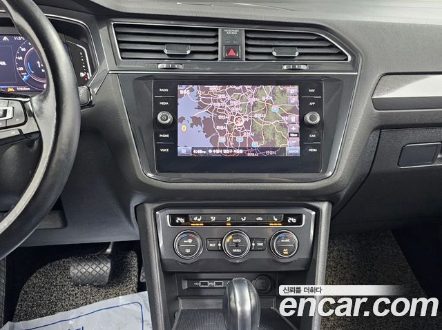 Volkswagen Tiguan 2020 — photo 14