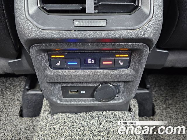 Volkswagen Tiguan 2020 — photo 16