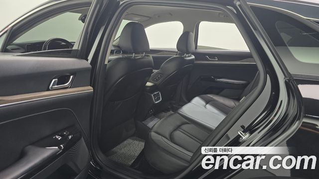 Kia K5 2020 — photo 18